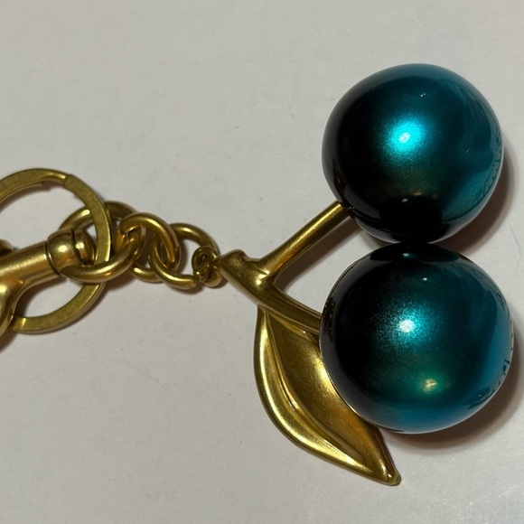 Elegant metallic pearlized Teal Cherry & goldtone Bag Charm / Keychain - Picture 2 of 3